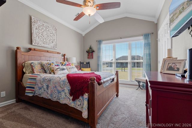 903 E 10th Street, Grove, OK 74344