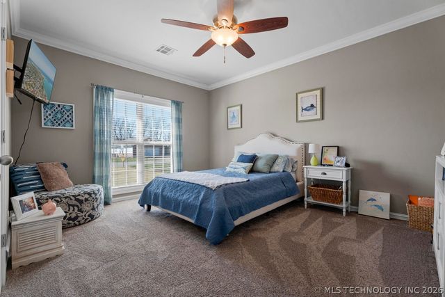 903 E 10th Street, Grove, OK 74344