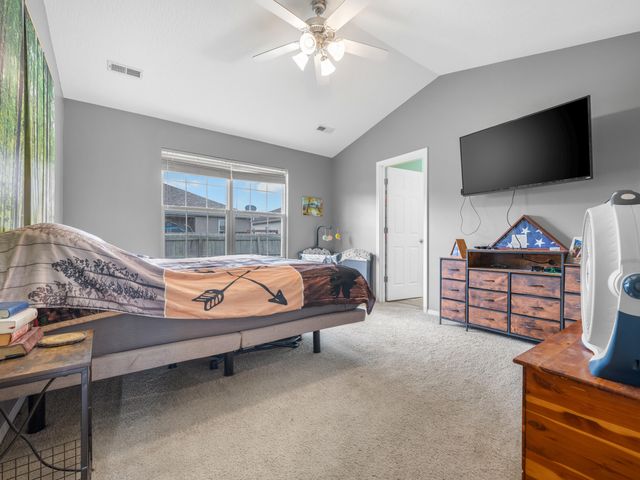 780 W Stewart Street, Bolivar, MO 65613