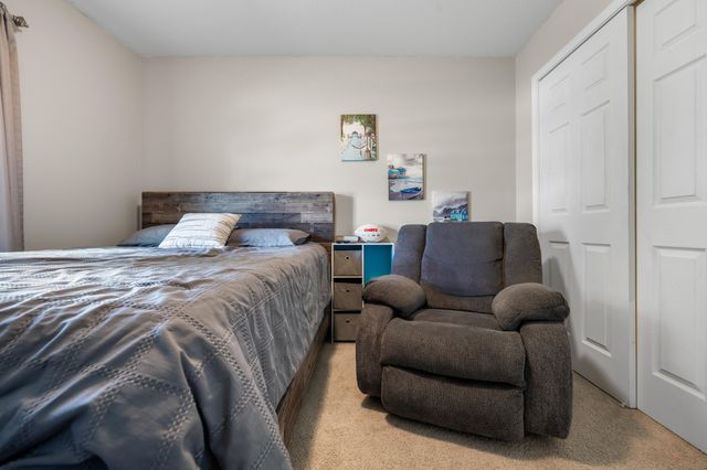 780 W Stewart Street, Bolivar, MO 65613