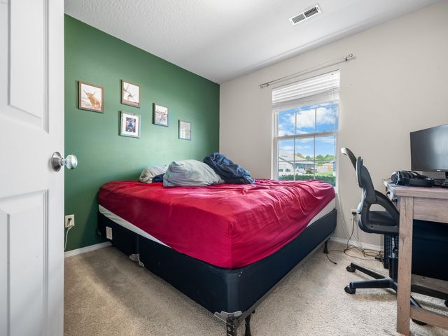 780 W Stewart Street, Bolivar, MO 65613