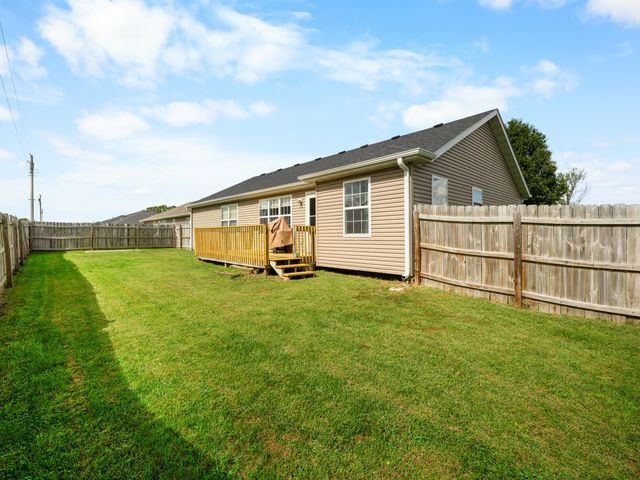 780 W Stewart Street, Bolivar, MO 65613