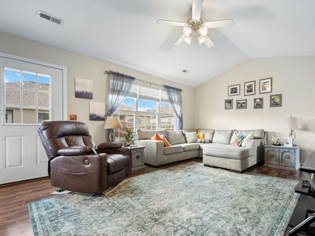 780 W Stewart Street, Bolivar, MO 65613