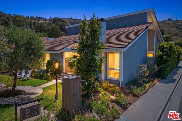 1314 Avenida De Cortez, Los Angeles, CA 90272