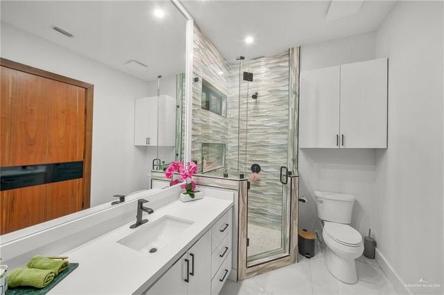 2805 Country Club Drive, Mission, TX 78572