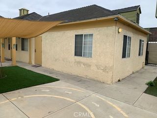 7422 S Western, Los Angeles, CA 90047