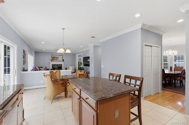10 Cayla Lane, Port Jefferson, NY 11776