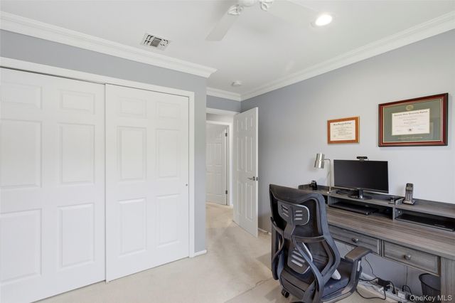 10 Cayla Lane, Port Jefferson, NY 11776