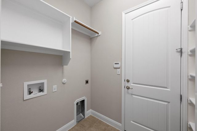136 Firefall LN, Austin, TX 78737