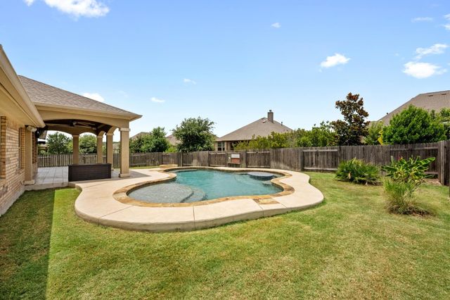 136 Firefall LN, Austin, TX 78737