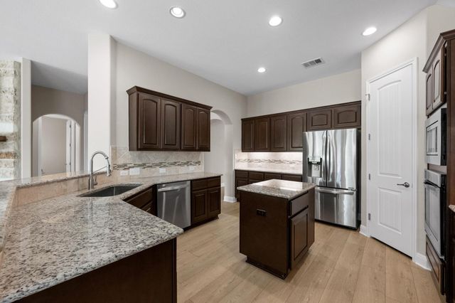 136 Firefall LN, Austin, TX 78737