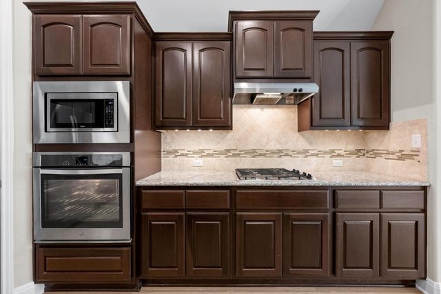 136 Firefall LN, Austin, TX 78737