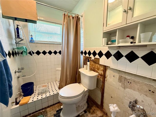 939 NE 4th Avenue, Crystal River, FL 34428