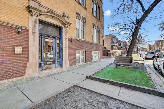 2307 W Walton Street GW, Chicago, IL 60622