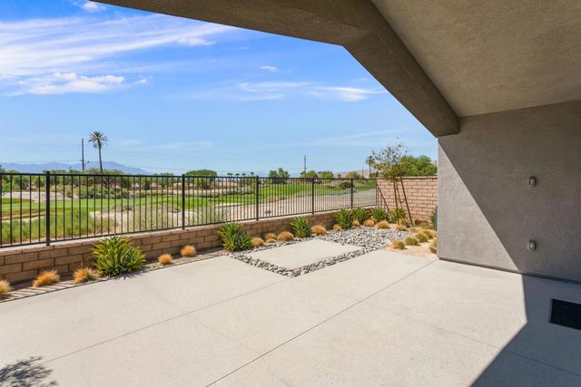 42409 Lamporo Way, Indio, CA 92203
