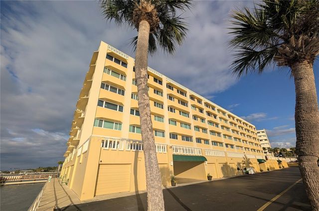 100 BLUFF VIEW DRIVE 105C, Belleair Bluffs, FL 33770