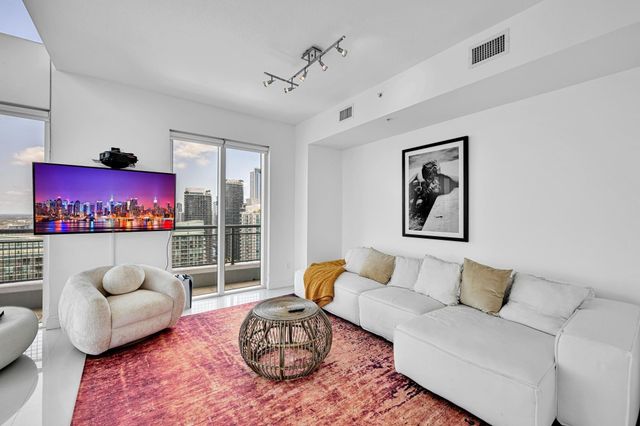 60 SW 13th Street 4013, Miami, FL 33130