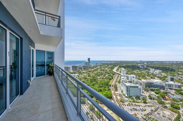 60 SW 13th Street 4013, Miami, FL 33130