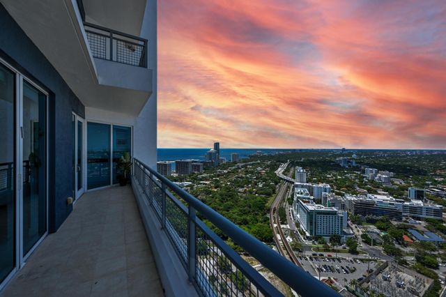 60 SW 13th Street 4013, Miami, FL 33130