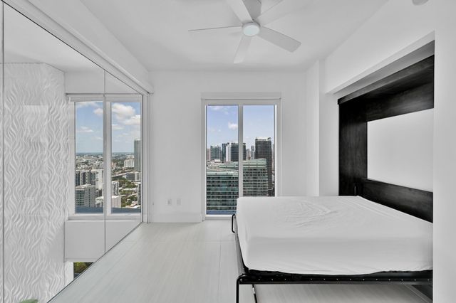 60 SW 13th Street 4013, Miami, FL 33130