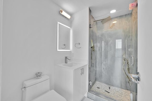 60 SW 13th Street 4013, Miami, FL 33130