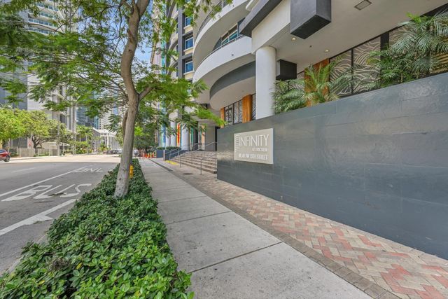 60 SW 13th Street 4013, Miami, FL 33130