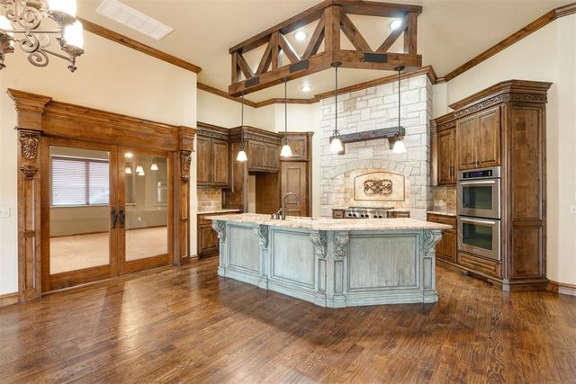 2229 Rock Bridge Court, Yukon, OK 73099