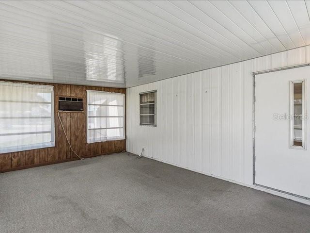 31227 TEMPLE AVENUE, Tavares, FL 32778