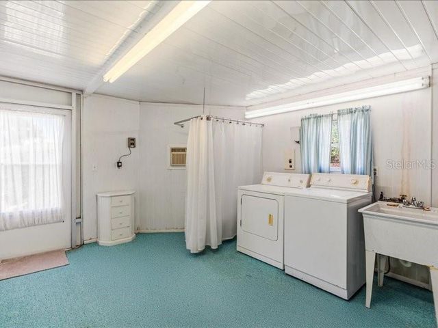 31227 TEMPLE AVENUE, Tavares, FL 32778