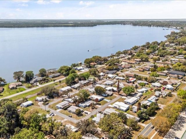 31227 TEMPLE AVENUE, Tavares, FL 32778