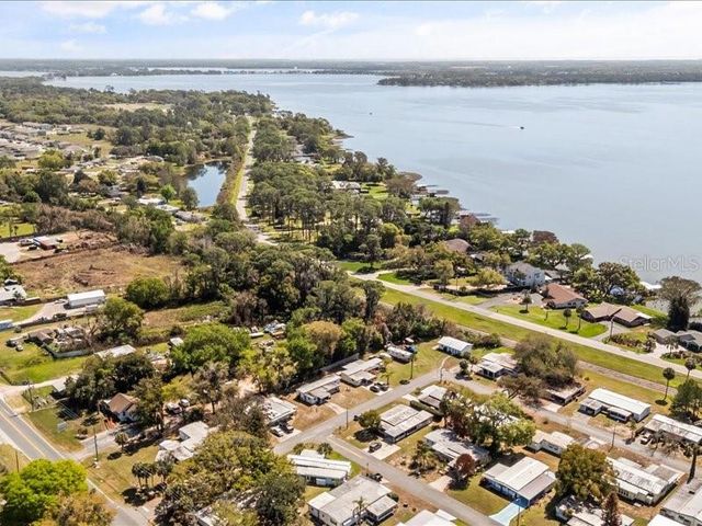 31227 TEMPLE AVENUE, Tavares, FL 32778