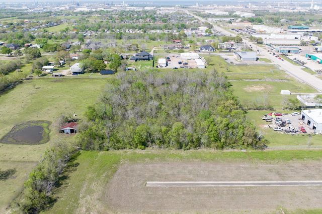 0 E H Street, La Porte, TX 77571