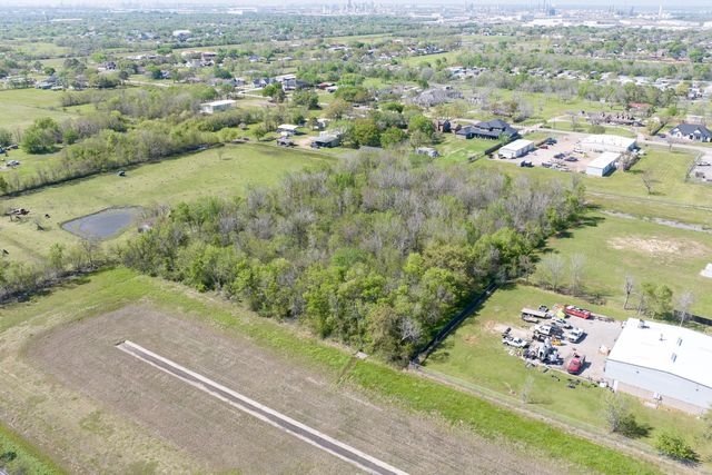 0 E H Street, La Porte, TX 77571