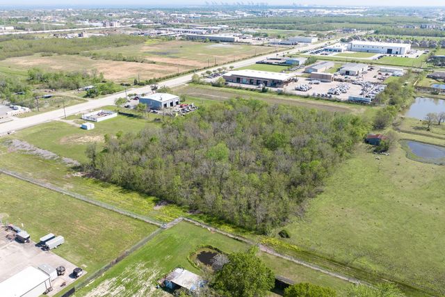 0 E H Street, La Porte, TX 77571