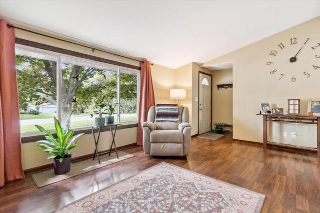 662 French Glen, Oregon, WI 53575