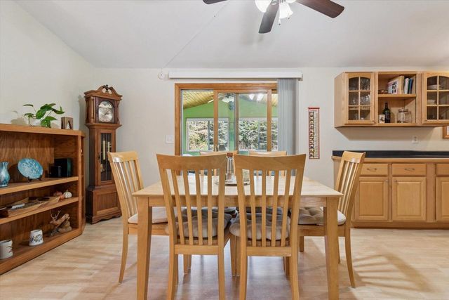 662 French Glen, Oregon, WI 53575