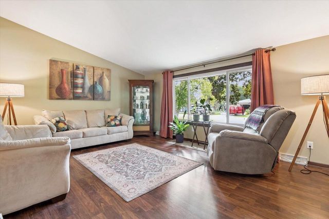 662 French Glen, Oregon, WI 53575