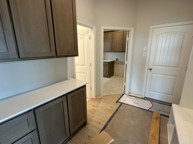 240 Horizon Road, Valley View, TX 76272