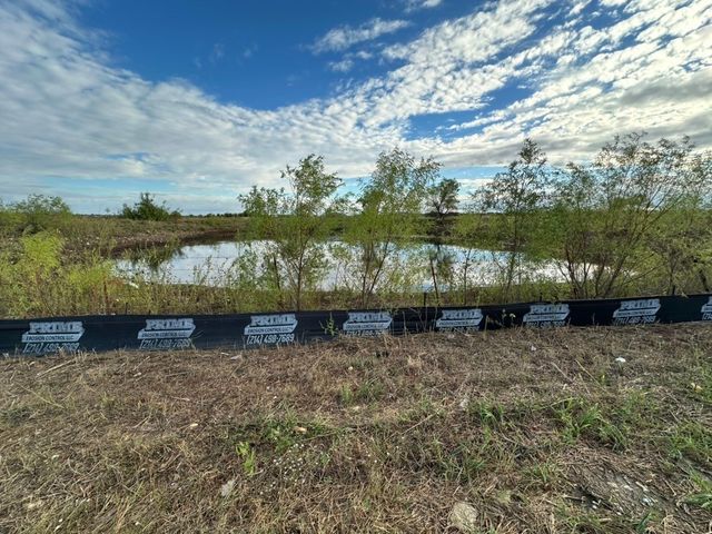 240 Horizon Road, Valley View, TX 76272