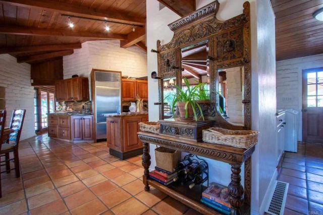11105 Berry Road, Valley Center, CA 92082