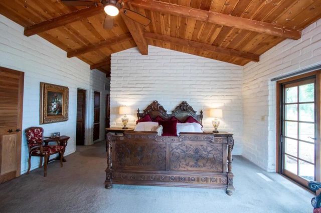11105 Berry Road, Valley Center, CA 92082