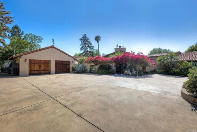 11105 Berry Road, Valley Center, CA 92082