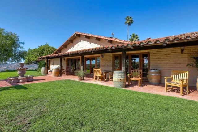 11105 Berry Road, Valley Center, CA 92082