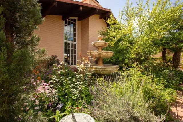 11105 Berry Road, Valley Center, CA 92082