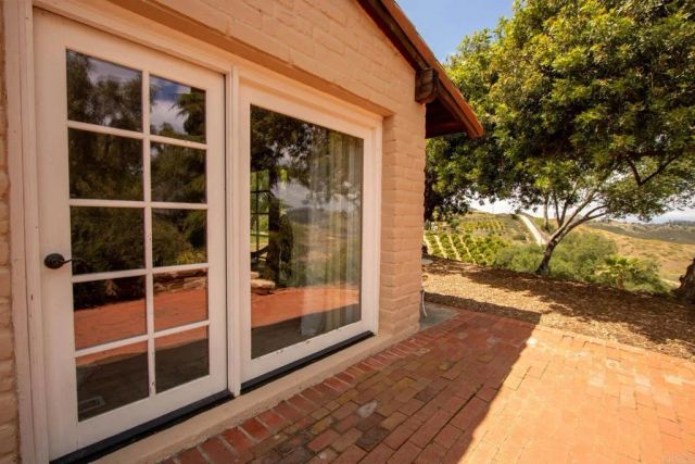11105 Berry Road, Valley Center, CA 92082