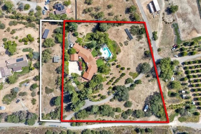 11105 Berry Road, Valley Center, CA 92082