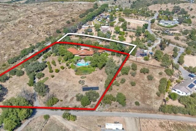 11105 Berry Road, Valley Center, CA 92082