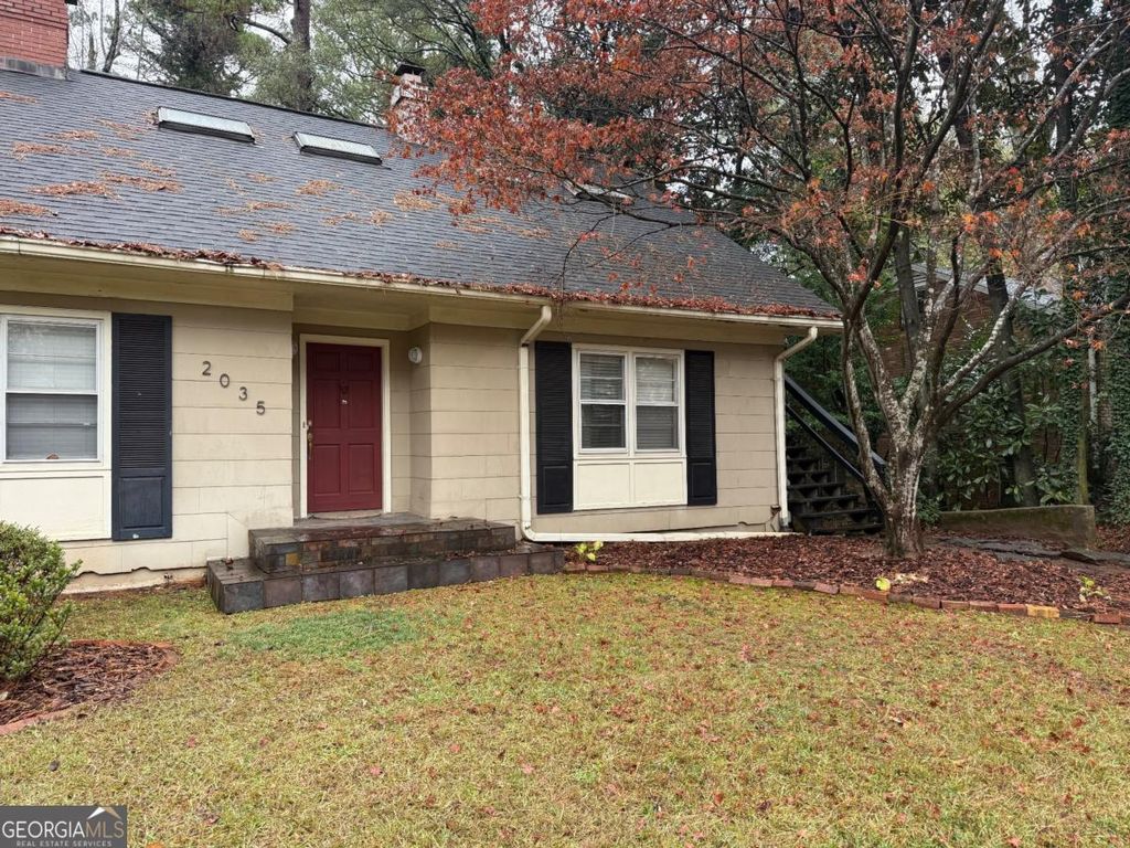 2035 Lyle Avenue A, College Park, GA 30337