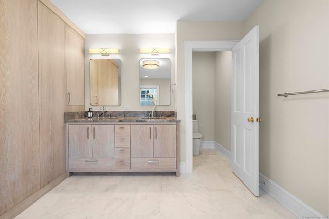 447 Reef Road, Fairfield, CT 06824