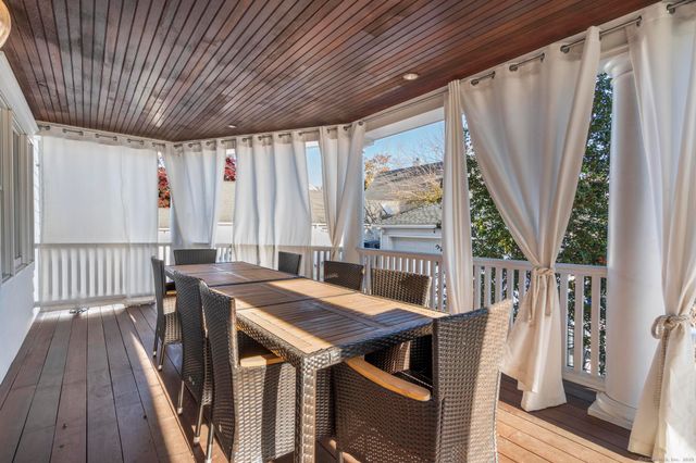 447 Reef Road, Fairfield, CT 06824